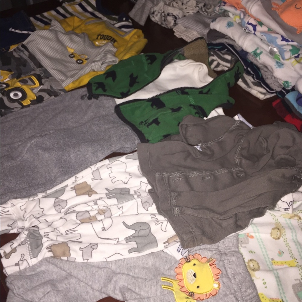 5 Boy outfits - 3 month